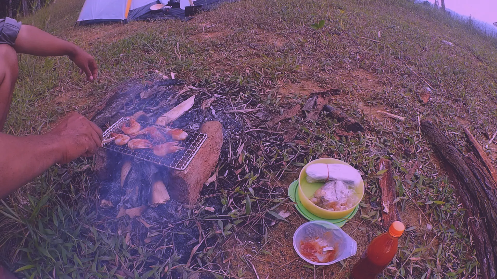Udang panggang dengan saus Barbeque.